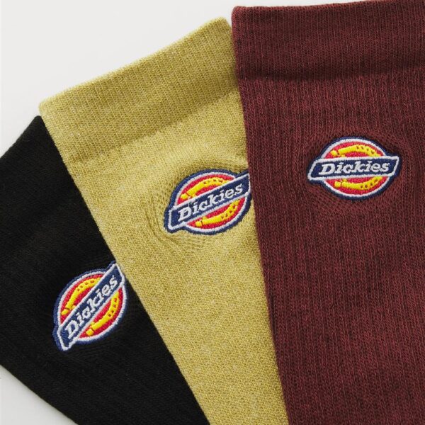 dickies,socks